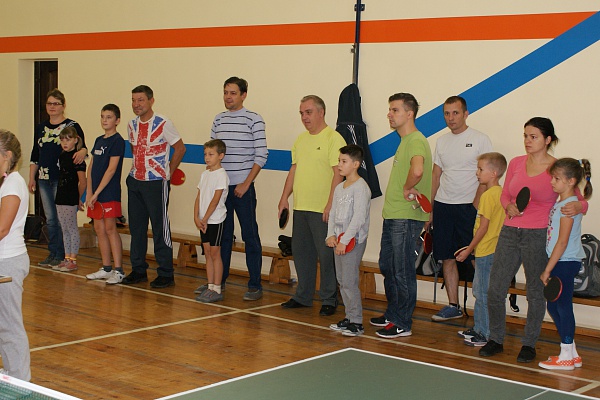 «Папа, мама, я – теннисистов дружная семья!»