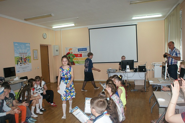 English town, до новых встреч в новом учебном году!