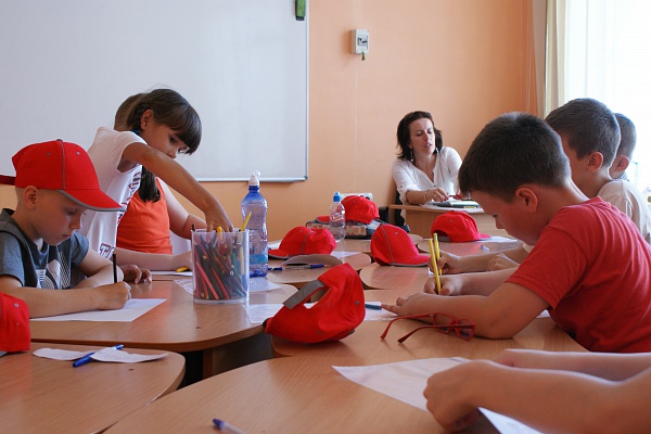 24 июня дан старт второй смене летнего оздоровительного лагеря «Радуга- 2016»!