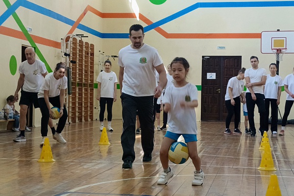 XIV спортивно-оздоровительные соревнования  «Мама, папа, я – спортивная семья!»  среди сборных семейных команд дошкольных учреждений 