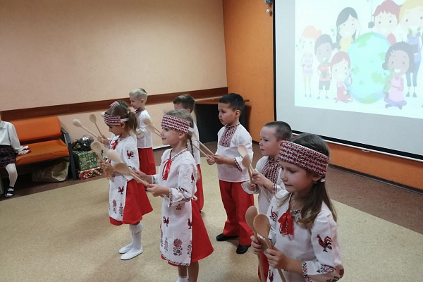 ХII Открытый городской Фестиваль-конкурс иностранных культур «Глобус»