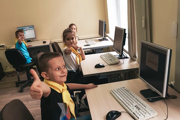 Первый тур открытого городского конкурса - фестиваля “Информашка- 2020”