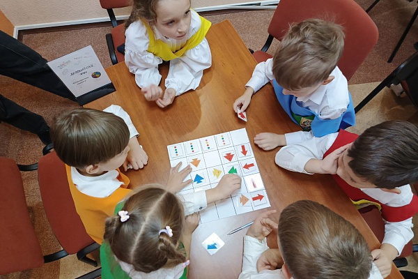 Городская интерактивно-познавательная игра "Хотим всё знать" среди воспитанников дошкольных учреждений в возрасте 6-7 лет 