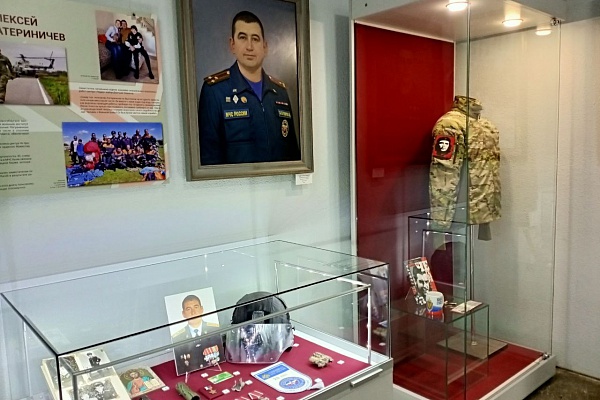 Открытие выставки в Историко-художественном музее, посвященной Году защитника Отечества