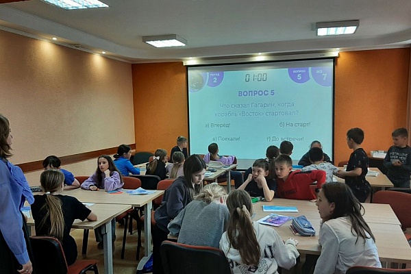 Интегрированное занятие "Путешествие в космос"