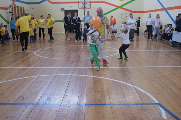 «Мама, папа, я – спортивная семья!»