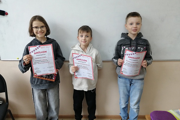  Международный день переводчика