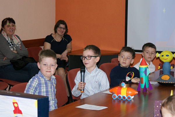 Покорение космоса 