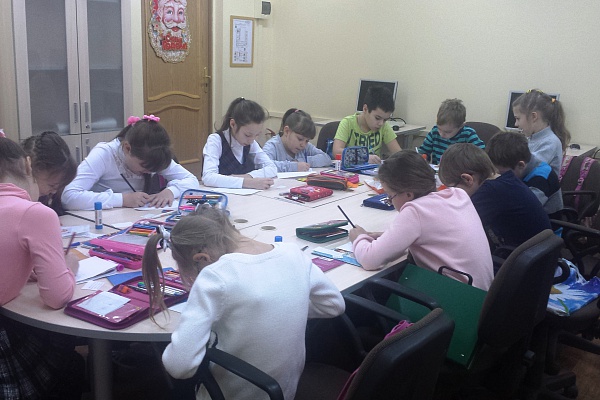 Скоро- скоро к нам придет долгожданный Новый год!