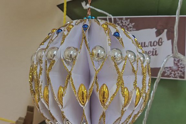 Творческий конкурс "Лучший новогодний шарик"