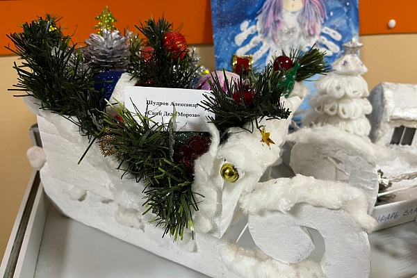 Конкурс поделок «Кругом белым-бело…»