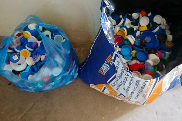 Акция "Добрые крышечки"