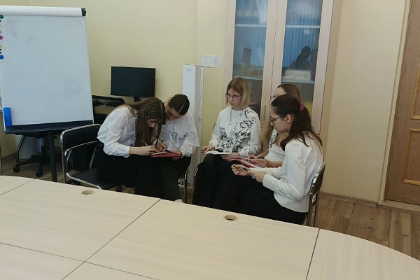 Открытый городской конкурс по английскому языку "I know,i can"