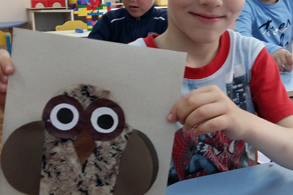 Занятия по творческому развитию в объединении "Азбука раннего развития".