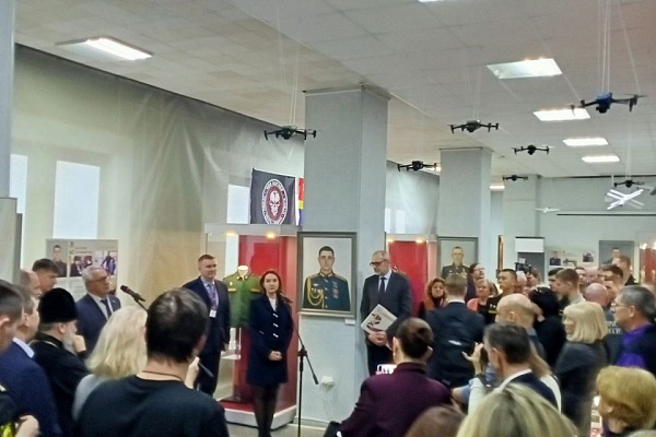 Открытие выставки в Историко-художественном музее, посвященной Году защитника Отечества