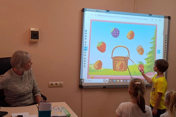 Интегрированное занятие "Подарки осени"