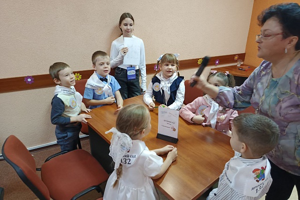 Городская интерактивно-познавательная игра "Хотим всё знать" среди воспитанников дошкольных учреждений в возрасте 6-7 лет 