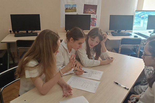 Открытый городской конкурс по английскому языку "I know,i can"