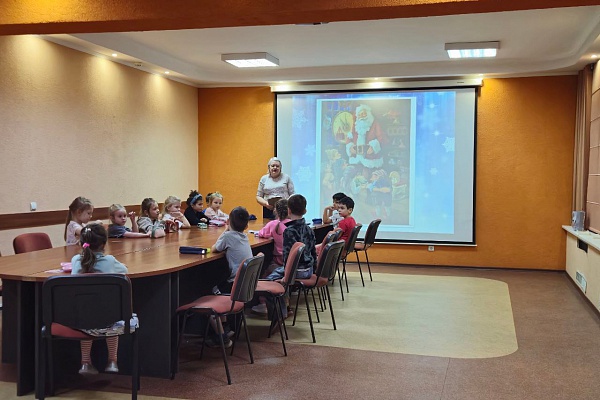 Открытые интегрированные занятия в группах по подготовке к школе «Зима. По следам деда Мороза»