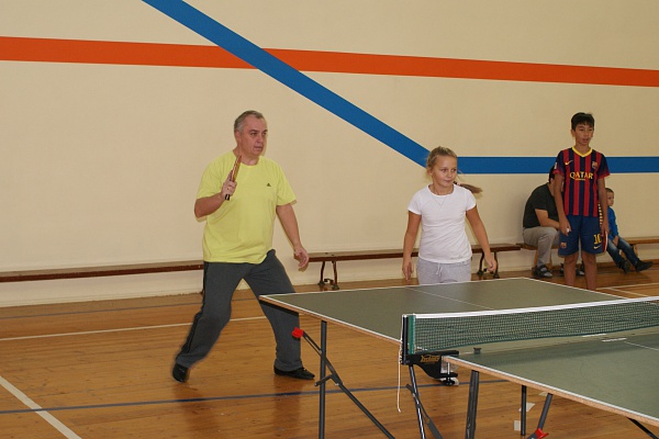 «Папа, мама, я – теннисистов дружная семья!»