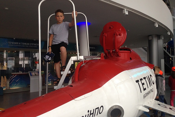 Мы погрузились в «Морскую глубину»!