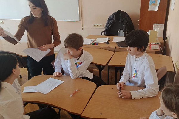 Открытый городской конкурс по английскому языку "I know,i can"