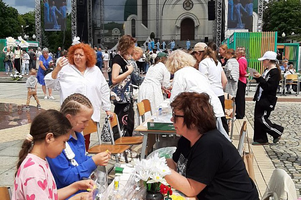 День Белого цветка