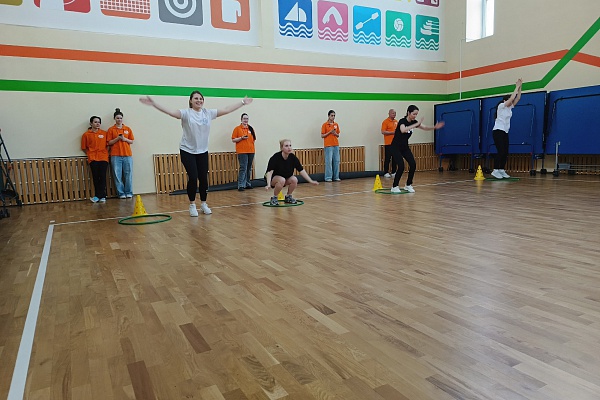 "Папа,мама,я - спортивная семья" - спортивно-оздоровительные соревнования среди семейных команд из дошкольных учреждений.