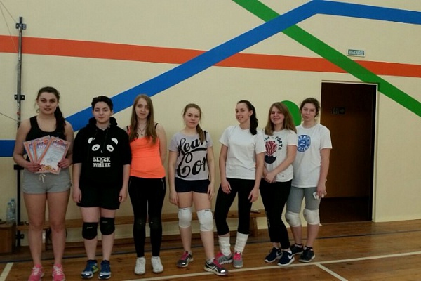 Товарищеская встреча по волейболу между учащимися ЦИТОИС и МАОУ СОШ № 30.