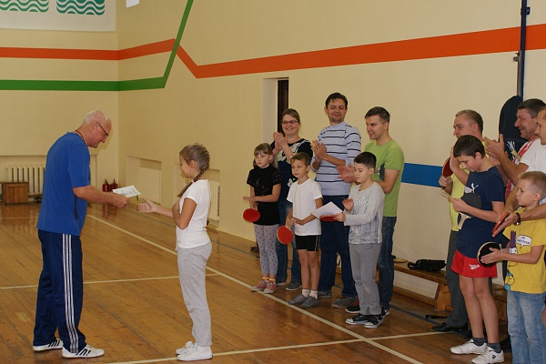 «Папа, мама, я – теннисистов дружная семья!»