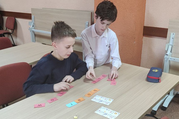 Интегрированное занятие между объединениями "Я в мире" и "Занимательный английский"