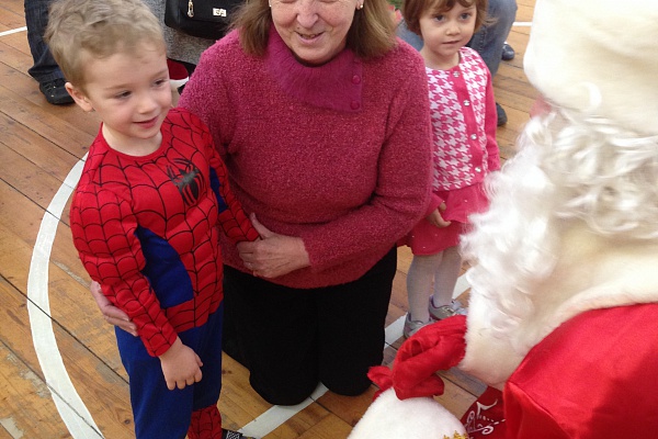 Раз, два, три! Елочка гори!