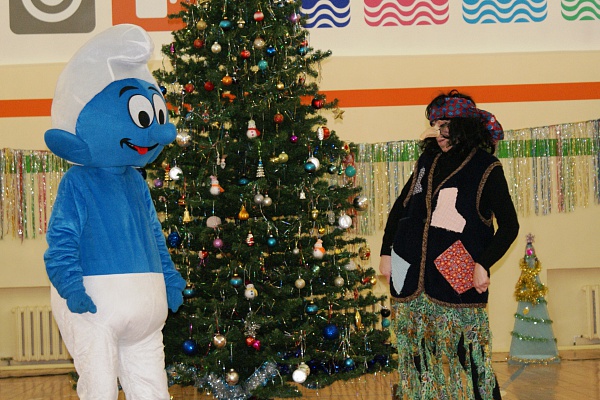 Раз, два, три! Елочка гори!