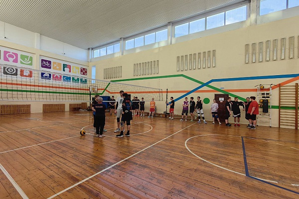 Дружеский турнир по волейболу,посвященный Дню защитника Отечества