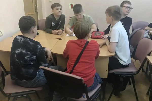 Интегрированное занятие в объединениях по английскому языку в честь Великой Победы в Великой Отечественной войне