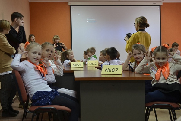 Первый тур открытого городского конкурса - фестиваля “Информашка- 2020”